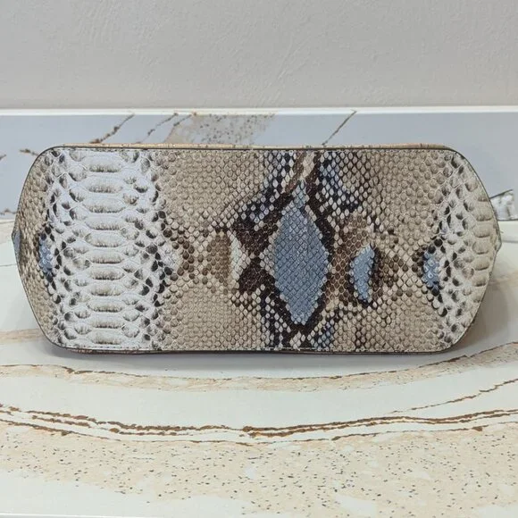 Anne Klein NWT! Beautiful bag and card wallet, croc emboss details. Gorgeous! - Picture 5 of 8